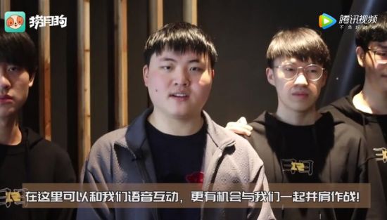 华人女性将空当接龙转型为全球顶尖竞技手游